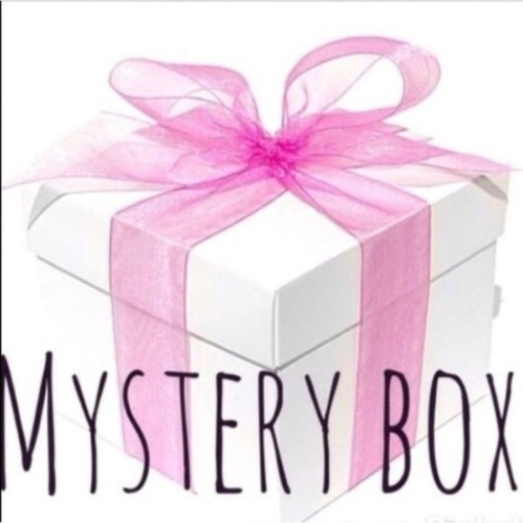 GLAM AND GLITTER 5 piece Mystery Box! - Picture 6 of 6